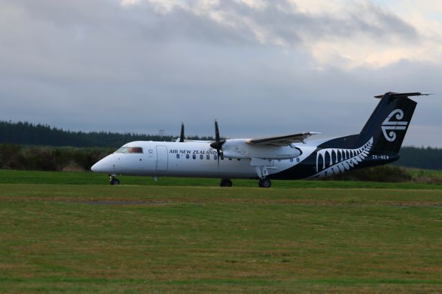 de Havilland Dash 8-300 (ZK-NEW) - A regular schedule fly in at TAUPO