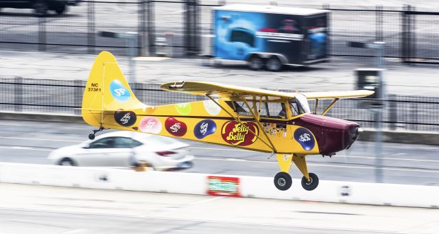 INTERSTATE S-1 (NC37361) - Kent Peitsch approaching to land on the Jelly Belly truck at the Airshow Atlanta of 2019