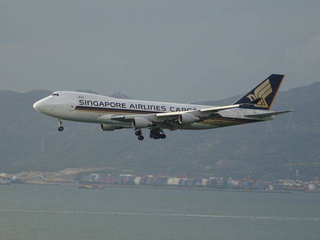 Boeing 747-400 (9V-SFK)