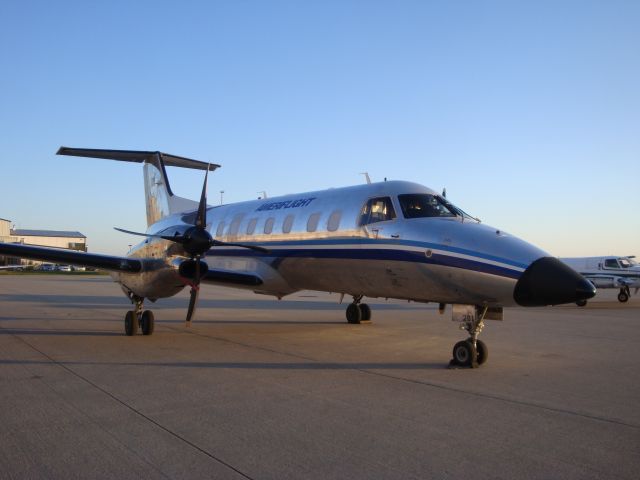 Embraer EMB-120 Brasilia (AMF1081)