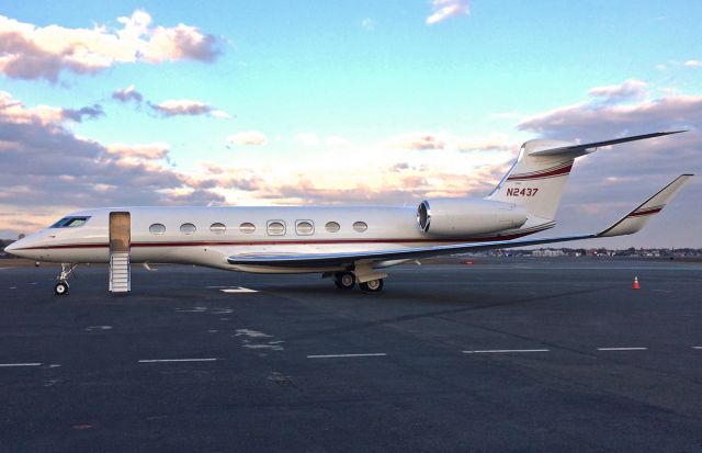 Gulfstream Aerospace Gulfstream G650 (N2437) - 1st upload ever of N2437 on FlightAware.Com 01/29/2017 KBOS Logan