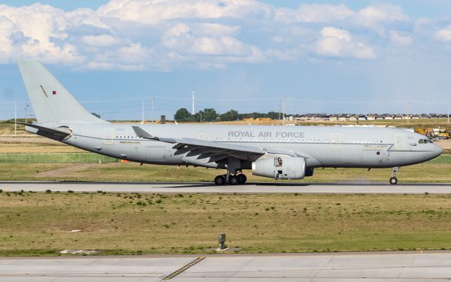 Airbus A330-200 (ZZ-331)