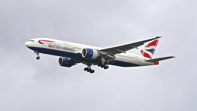 Boeing 777-200 (G-VIIL) - BAW53 from EGLL / LHR on final to Rwy 16L on 2/16/14. (LN:127 cn 27493).