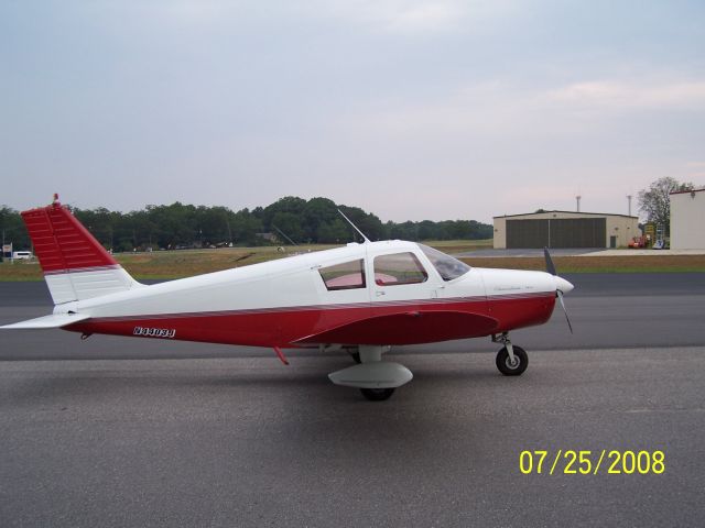 Piper Cherokee (N4403J)