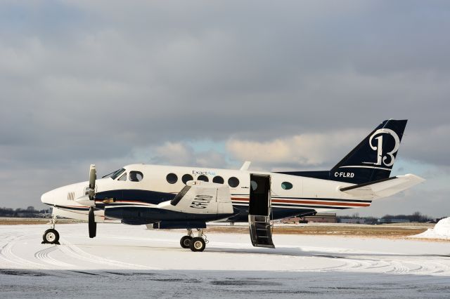 Beechcraft King Air 100 (C-FLRD)