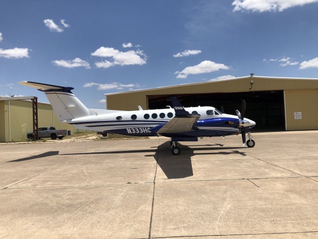 Beechcraft Super King Air 300 (N333HC) - Home base