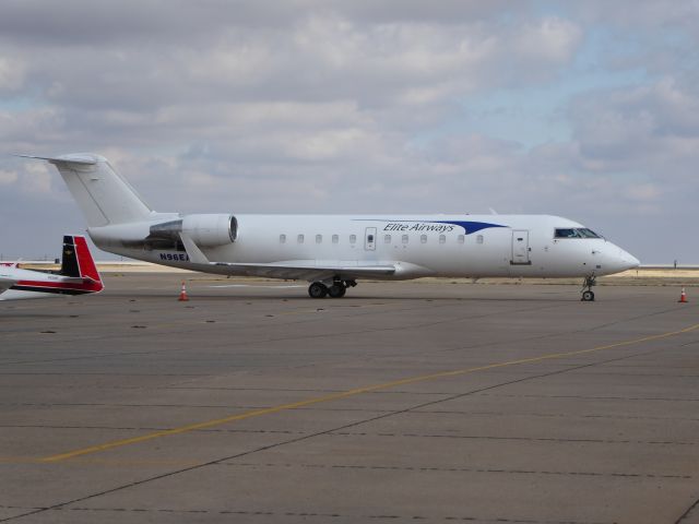 Canadair Regional Jet CRJ-200 (N96EA)