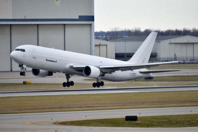 BOEING 767-300 (N1511A) - Spent 6 days at IND waiting for a load of mail which never materialized apparently. Shown departing IND 23-L finally.