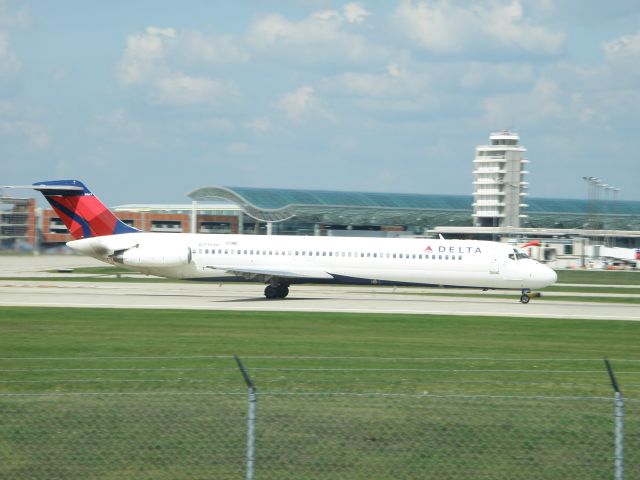 Douglas DC-9-10 (N776NC)