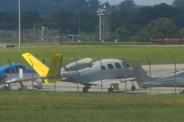 Cirrus Vision SF50 (N313VJ)