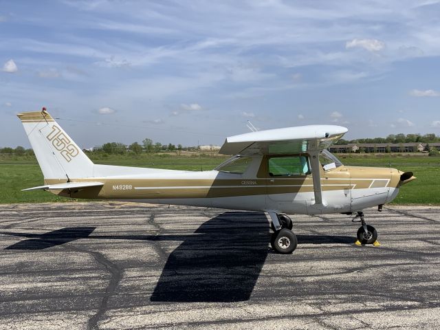 Cessna 152 (N49288)