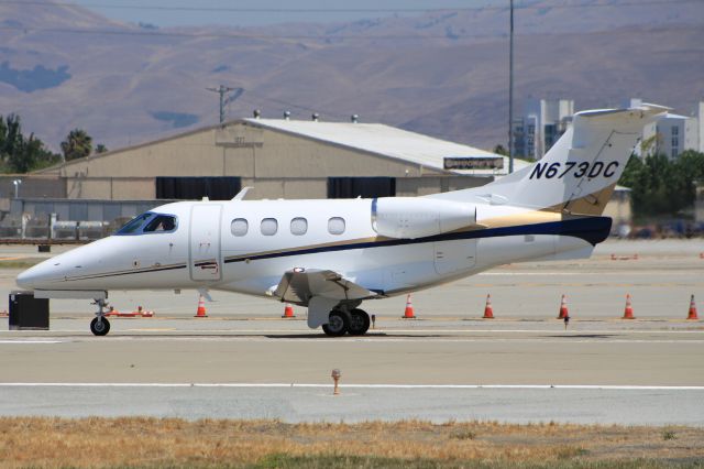 Embraer Phenom 100 (N673DC)