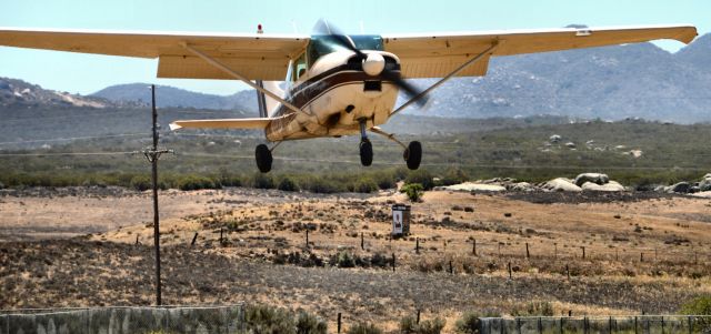 Cessna Skylane (N3722U)