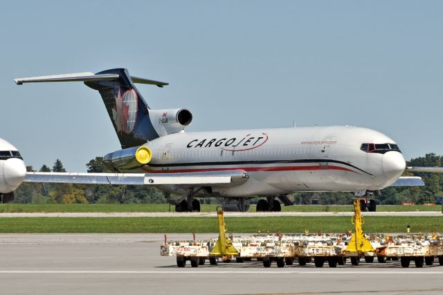 Boeing 727-100 (C-GCJB)