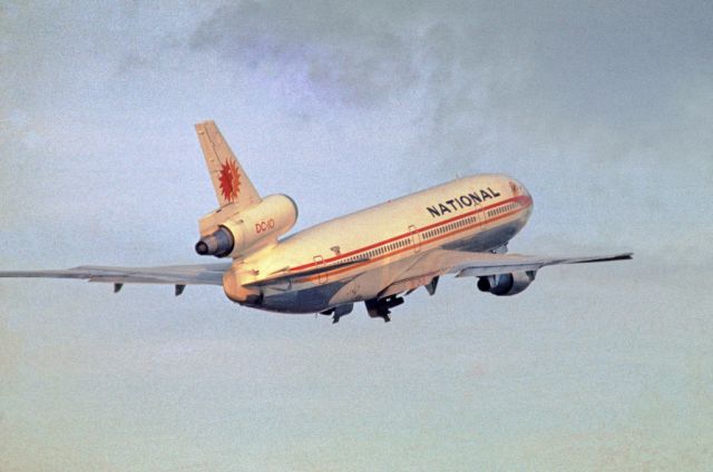 McDonnell Douglas DC-10 (N62NA)