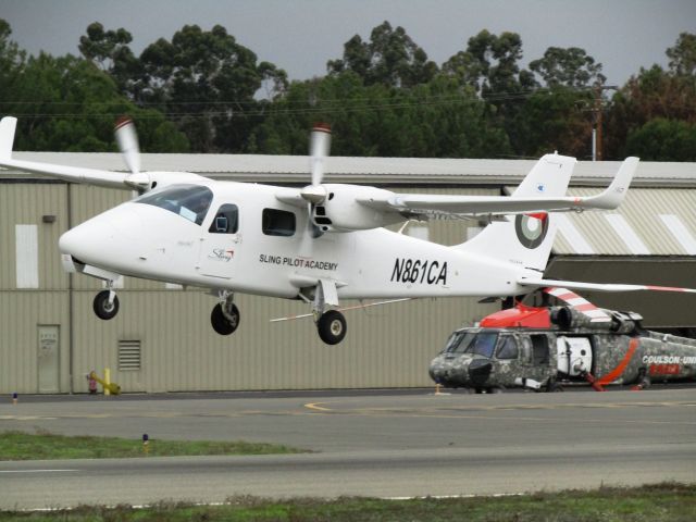 TECNAM P-2006T (N861CA) - Taking off RWY 24