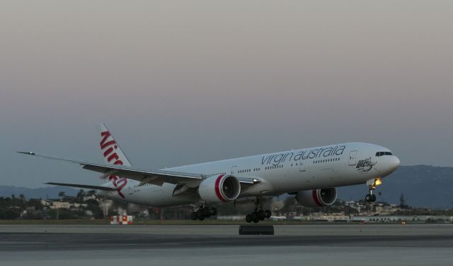 Boeing 777-200 (VH-VPH) - Pre-dawn landing at Los Angeles, California USA 06:12 am, 7 March 2015