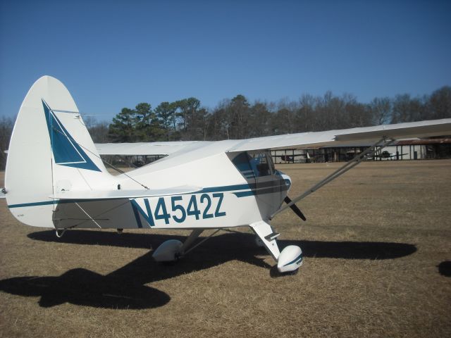 Piper PA-22 Tri-Pacer (N4542Z)