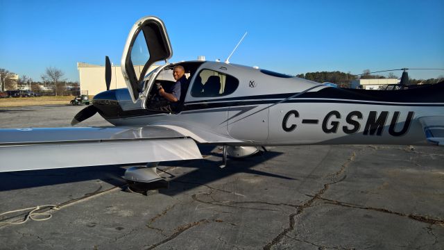 Cirrus SR22 Turbo (C-GSMU)