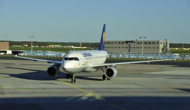 Airbus A319 (D-AILT) - Lufthansa Airbus A319-114 D-AILT in Frankfurt 