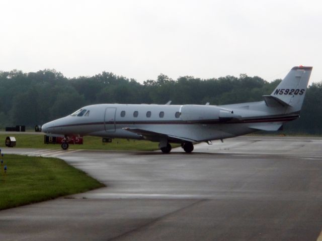 Cessna Citation Excel/XLS (N592QS) - Early morning departure at KMMU.