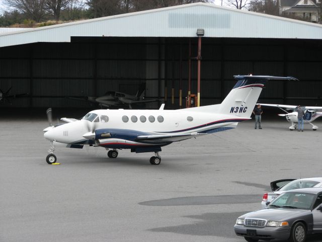 Beechcraft Super King Air 200 (N3NC)