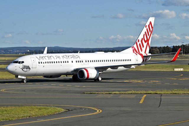 Boeing 737-800 (VH-YWA)