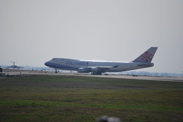 Boeing 747-200 (B-10110)