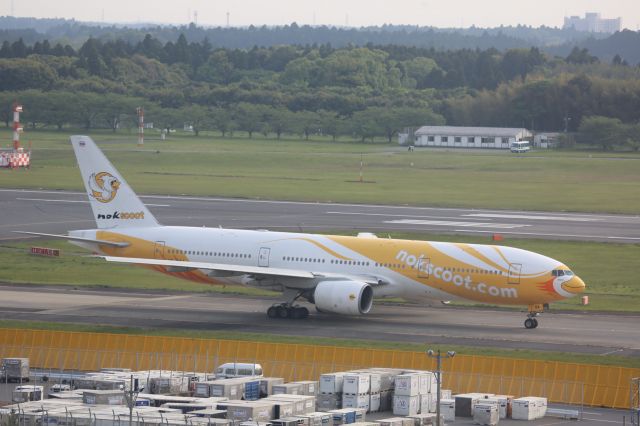 Boeing 777-200 (HS-XBA)