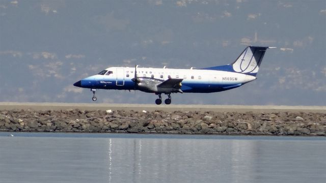 Embraer EMB-120 Brasilia (N569SW) - N569SW SkyWest Airlines Embraer EMB-120 Brasiliabr /Age 17.3 Yearsbr /06-Mar-2015 E120/G Jack Mc Namara Field (KCEC) San Francisco Intl (KSFO) 12:44 PST 13:54 PST 1:10