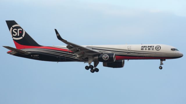 Boeing 757-200 (B-20EF)