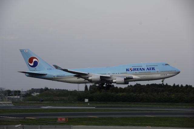 Boeing 747-400 (HL7460) - Approach to Narita Intl Airport Rwy16L on 2013/05/06