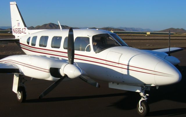 Piper Navajo (N6654Z) - Beautiful 1977 Piper Chieftain