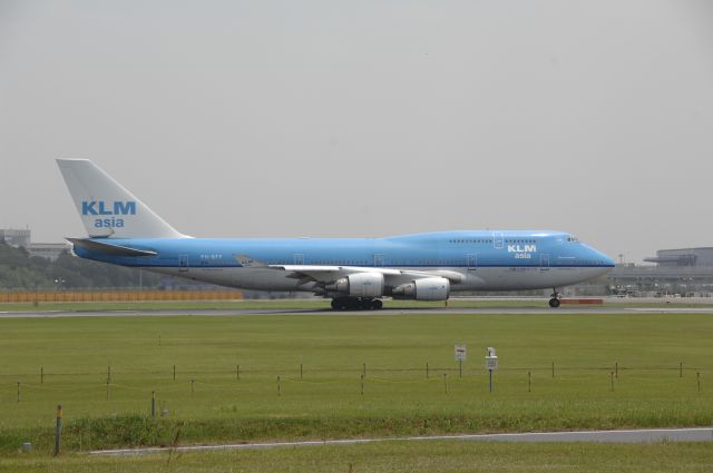 Boeing 747-400 (PH-BFF) - Departure at Narita Intl Airport 16R on 2011/6/28 KLM Asia