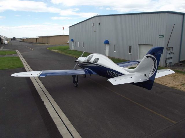 Lancair Evolution (N529ET)