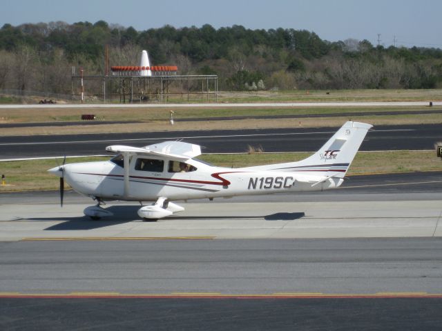 Cessna Skylane (N19SC)