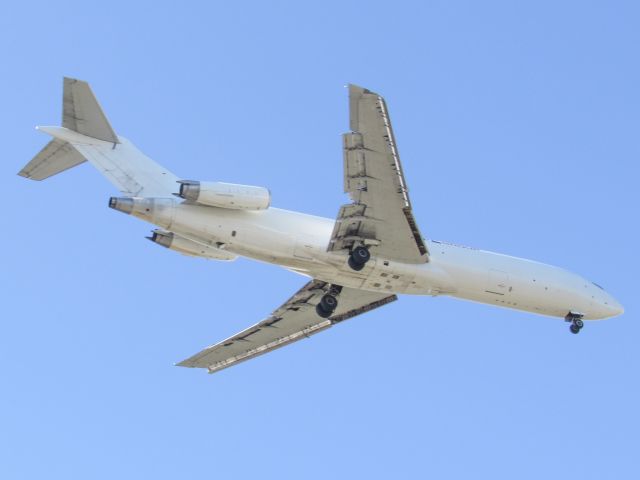 BOEING 727-200 (N216WE)