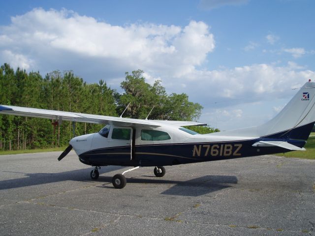 Cessna Centurion (N761BZ)