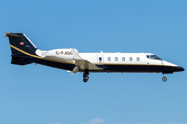 Learjet 60 (C-FJGG)