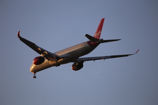 Airbus A350-1000 (G-VJAM)