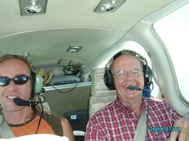 Beechcraft 35 Bonanza (N7835V) - Backseat Ron, a proficient BO driver