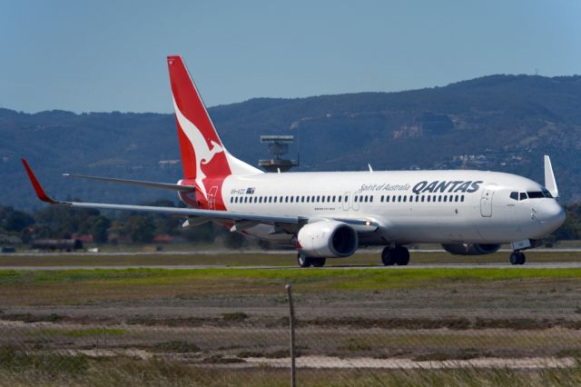 Boeing 737-800 (VH-VZC) - On taxiway heading for take-off on runway 05. Monday, 14th April 2014.