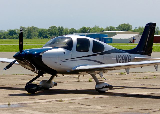 Cirrus SR-22 (N29KG) - 2014 Cirrus SR22 at Downtown Shreveport.