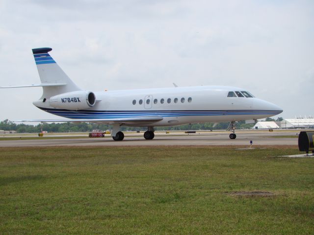 Dassault Falcon 2000 (N784BX)