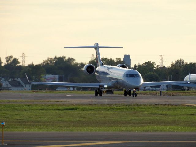 Canadair Regional Jet CRJ-700 (N533AE)