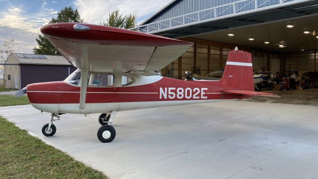 Cessna Commuter (N5802E)