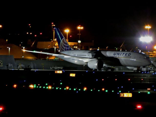 Boeing 787-8 (N29907) - a rel=nofollow href=http://flightaware.com/live/flight/N29907/history/20141111/0015Z/YMML/KLAXhttp://flightaware.com/live/flight/N29907/history/20141111/0015Z/YMML/KLAX/a