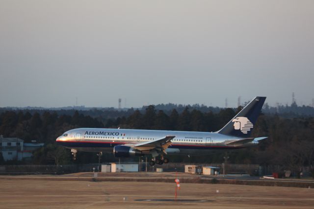 BOEING 767-200 (XA-TOJ)