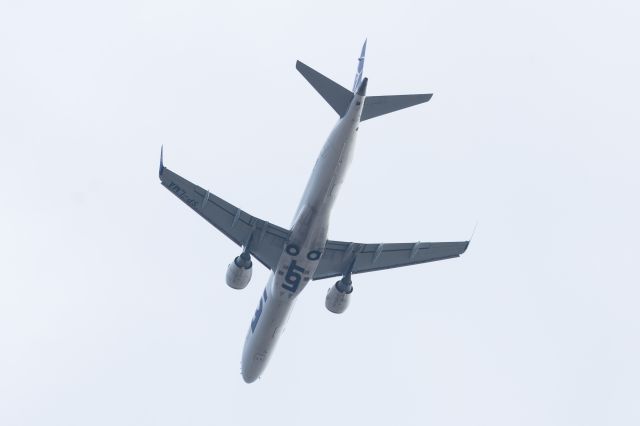 Embraer ERJ-190 (SP-LMA) - RZE Poland-spotting