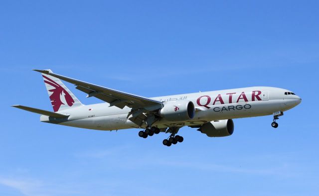 Boeing 777-200 (A7-BFT)